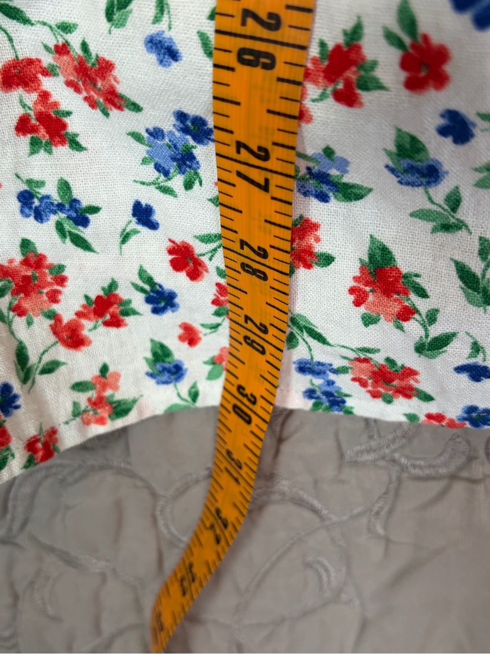 Red White and Blue Old Navy Women's Romper Size Small Floral Linen Blend NWT - Picture 7 of 9